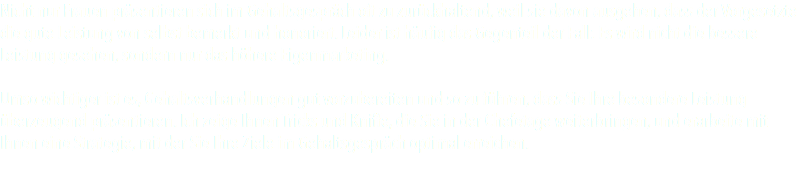 Nicht nur Frauen präsentieren sich im Gehaltsgespräch oft zu zurückhaltend, weil sie davon ausgehen, dass der Vorgesetzte die gute Leistung von selbst bemerkt und honoriert. Leider ist häufig das Gegenteil der Fall: Es wird nicht die bessere Leistung gesehen, sondern nur das höhere Eigenmarketing. Umso wichtiger ist es, Gehaltsverhandlungen gut vorzubereiten und so zu führen, dass Sie Ihre besondere Leistung überzeugend präsentieren. Ich zeige Ihnen Tricks und Kniffe, die Sie in der Chefetage weiterbringen, und erarbeite mit Ihnen eine Strategie, mit der Sie Ihre Ziele im Gehaltsgespräch optimal erreichen. 